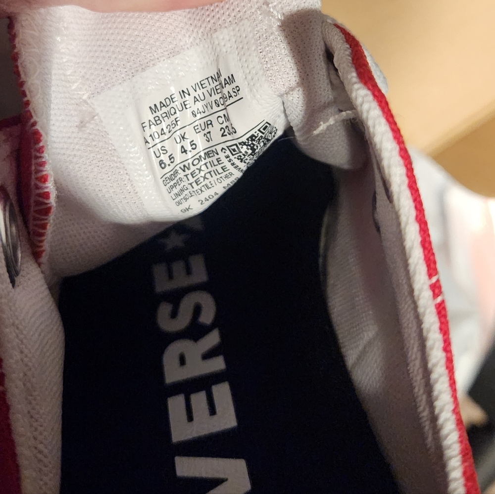 Converse Red Low-Top Platform Sneakers- Size 6.5 - Picture 7 of 7